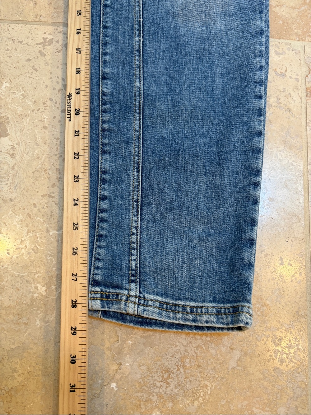 Pilcro Barrel Jeans - Picture 5 of 5